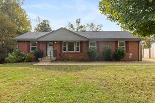 MLS# 3034760 - 325 Melpar Dr in Locustwood in Nashville Tennessee 37211