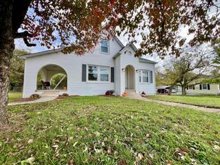 MLS# 3034993 - 2013 Highland Ave in Highland Hgts in Columbia Tennessee 38401