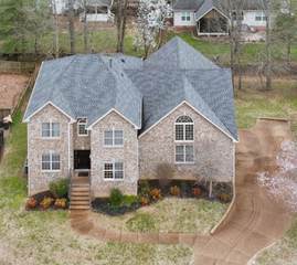 MLS# 3035106 - 114 Cedar Ridge Ln in Wynbrooke in Hendersonville Tennessee 37075