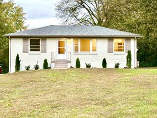 MLS# 3035701 - 2877 Lyncrest Dr in Twin Lawn in Nashville Tennessee 37214