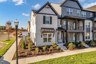 MLS# 3037514 - 618 Granbury Drive in Anderson Park in Hendersonville Tennessee 37075