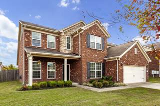 MLS# 3037918 - 1019 Lacebark Ln in Creekside At Station in Hendersonville Tennessee 37075