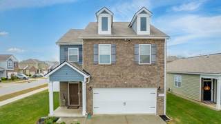 MLS# 3038463 - 8001 Craighead Dr in Village Of Hunters Point Ph2b in Lebanon Tennessee 37087