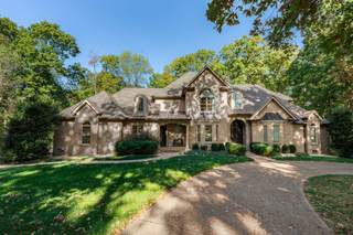 MLS# 3038669 - 1028 Fairways Dr in Oak Hollow in Greenbrier Tennessee 37073