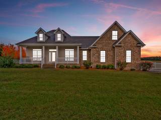 MLS# 3038685 - 1440 Leaf Ln in Maple Hills Sec 1 in Ashland City Tennessee 37015