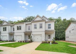 MLS# 3039789 - 123 Ironhorse Way in Ironhorse in Dickson Tennessee 37055