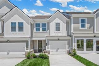 MLS# 3041849 - 2202 Melk Lane in Bear Creek Glen in Columbia Tennessee 38401