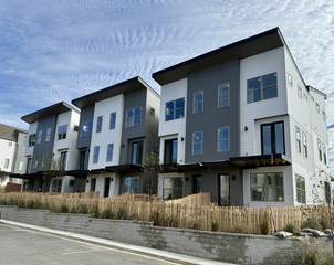 MLS# 3041953 - 252 Arrowhead Dr in East End Village in Nashville Tennessee 37216