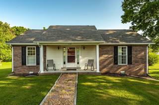 MLS# 3042186 - 748 E College St in N/A in Greenbrier Tennessee 37073