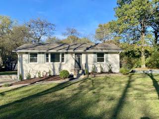 MLS# 3042558 - 1042 Jasperson Dr in Madison Heights in Madison Tennessee 37115