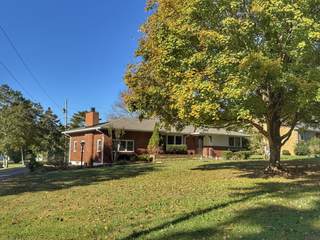 MLS# 3043472 - 1105 N Charlotte Street in None in Dickson Tennessee 37055