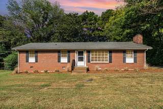 MLS# 3043798 - 228 Bate Ave in Meadowbrook Add 1 in Gallatin Tennessee 37066