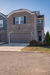 MLS# 3045013 - 2007 Chaucer Ct in West End Station in Lebanon Tennessee 37087