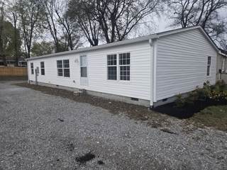MLS# 3045306 - 223 E Park Ave in Sunset View in Gallatin Tennessee 37066