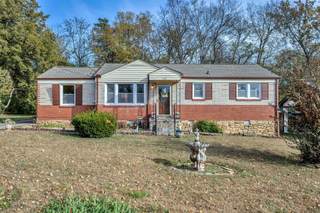 MLS# 3045631 - 108 Dabney Dr in Rolling Meadows in Franklin Tennessee 37064