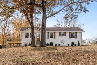 MLS# 3045922 - 110 E Circle Dr in Jackson Acres Sec 1 in Burns Tennessee 37029