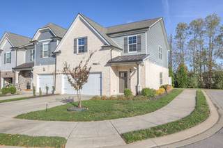 MLS# 3046153 - 1704 Bethel Ln in Braxton Parke Townhomes Ph 1 in Murfreesboro Tennessee 37129