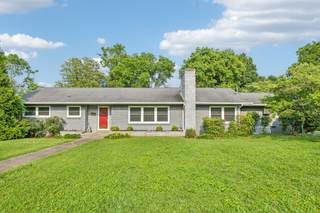 MLS# 3046297 - 1306 Maymont Dr in Maymont Est Sec A in Murfreesboro Tennessee 37130