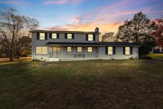 MLS# 3046369 - 1045 Fontaine Dr in Plantation Estates in Goodlettsville Tennessee 37072