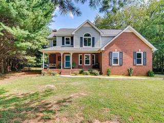 MLS# 3047809 - 2021 Keenland Dr in Nelson Downs Sec 4 in Murfreesboro Tennessee 37127