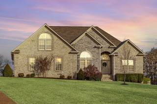 MLS# 3047885 - 1022 Harness Cir in Thoroughbred Crossing in Gallatin Tennessee 37066