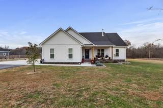 MLS# 3048869 - 249 Claypool Rd in Campbell & Rollins Prop N/R in Bethpage Tennessee 37022