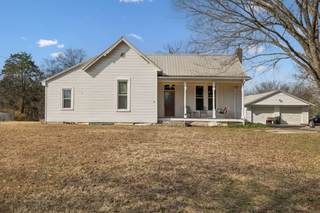 MLS# 3048986 - 5810 Murfreesboro Rd in Smith & Arthur Prop in Lebanon Tennessee 37090