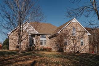 MLS# 3049350 - 2009 Bethel Ln in Bethel Acres in Ashland City Tennessee 37015