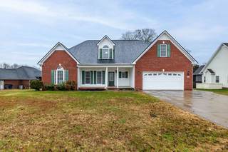 MLS# 3049635 - 635 Shadowbrook Dr in Timberland Estates Sec 3B in Columbia Tennessee 38401