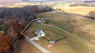 MLS# 3049783 - 1020 Loggins Lane in . in Charlotte Tennessee 37036