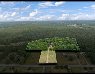 MLS# 3049931 - 250 Hemlock Dr in NA in Murfreesboro Tennessee 37128