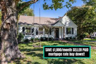 MLS# 3049941 - 900 Woodmont Blvd in Pleasant Valley in Nashville Tennessee 37204