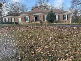 MLS# 3049969 - 6012 Hickory Valley Rd in Hillwood Estates in Nashville Tennessee 37205