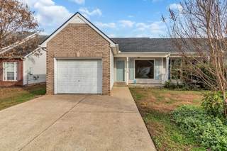 MLS# 3050660 - 1631 Beaconcrest Cir in Sawyer Green Sec 2 Resub in Murfreesboro Tennessee 37128