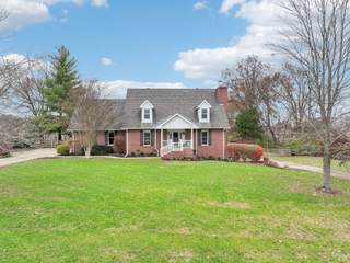 MLS# 3050793 - 1007 Chateau Dr in Colonial Estates in Lebanon Tennessee 37087