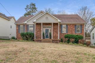 MLS# 3051004 - 134 W Harbor in Harbortowne Phase 1 in Hendersonville Tennessee 37075