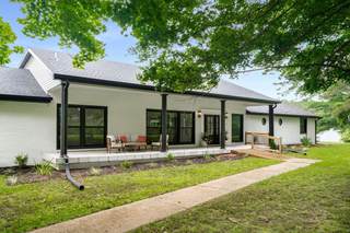 MLS# 3051263 - 1015 Jump Off Rd in Rural Setting in Bon Aqua Tennessee 37025