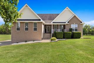 MLS# 3051462 - 1014 Somerville Dr in Windward Hills Sec 2 in Cottontown Tennessee 37048