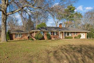 MLS# 3051884 - 1209 Whitney Dr in Sunnyside Sec 1 in Columbia Tennessee 38401