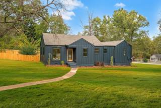 MLS# 3057998 - 732 Drummond Dr in Battlewood in Nashville Tennessee 37211