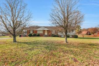 MLS# 3058235 - 202 Shepherd Hills Dr in Shepherd Hills in Madison Tennessee 37115