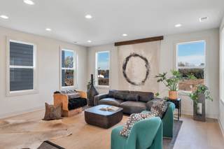 MLS# 3058324 - 307 Edith Cir in The Lanes in Nashville Tennessee 37208