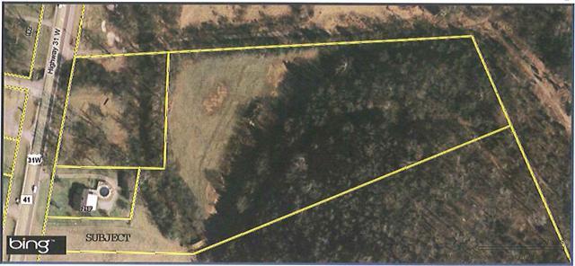 1135 Louisville Hwy - Photo 1