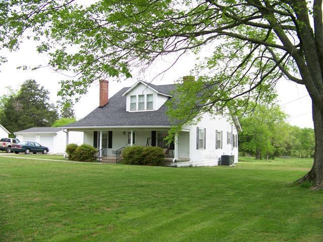845 Peyton Rd - Photo 1