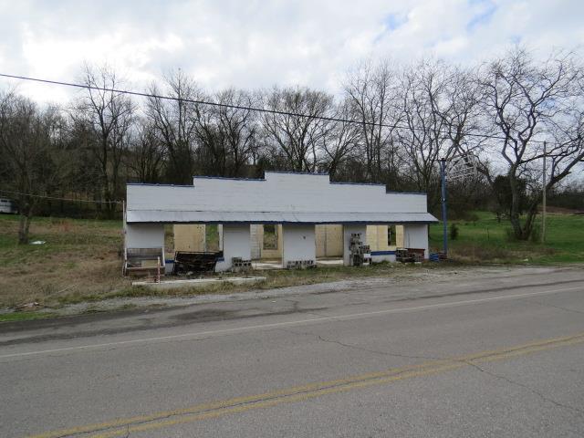 671 Bodenham Rd - Photo 1
