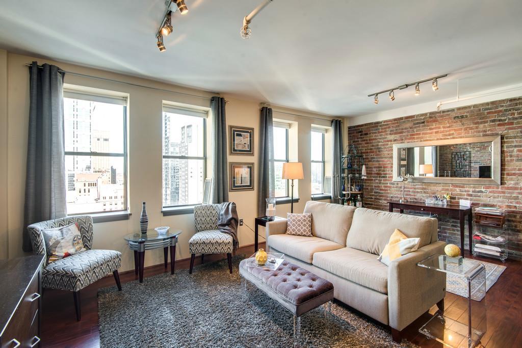 700 Church St Apt 1105 - Photo 1