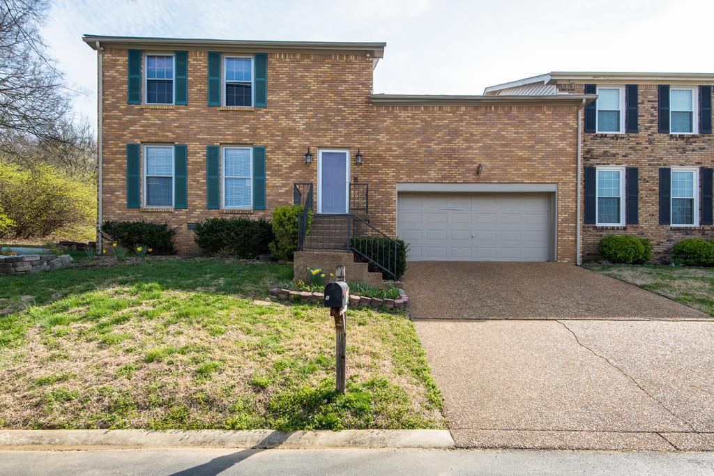 1634 Vineland Dr - Photo 1