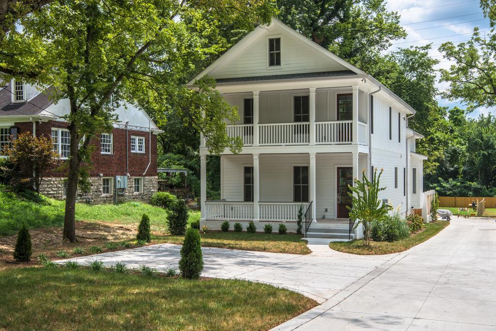 921 Gale Ln - Photo 1