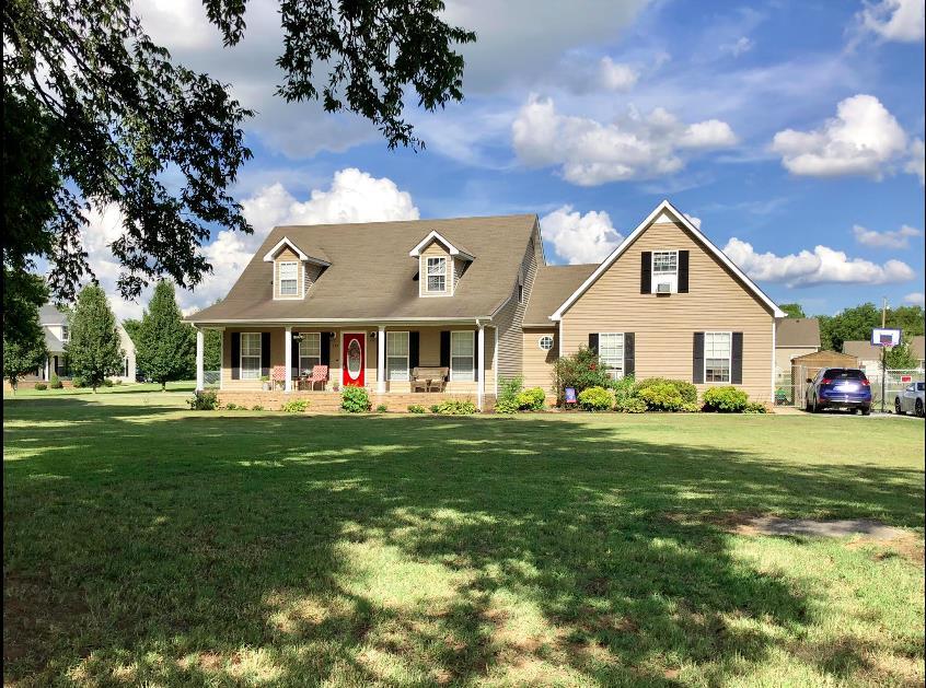 135 Broomsage Cir - Photo 1
