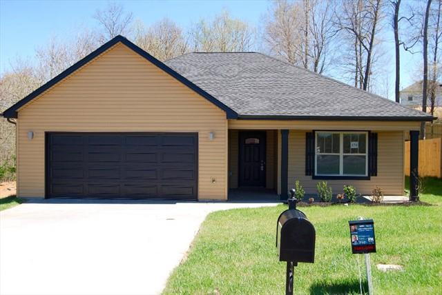 1151 Eagles Bluff Dr - Photo 1
